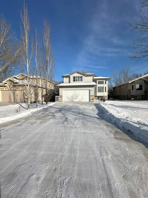 Cleared driveway at a different Winnipeg home